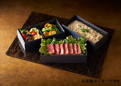 ステーキ三段重 黒毛和牛ロース